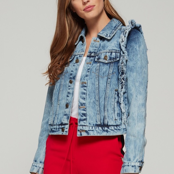 ruffle shoulder denim jacket